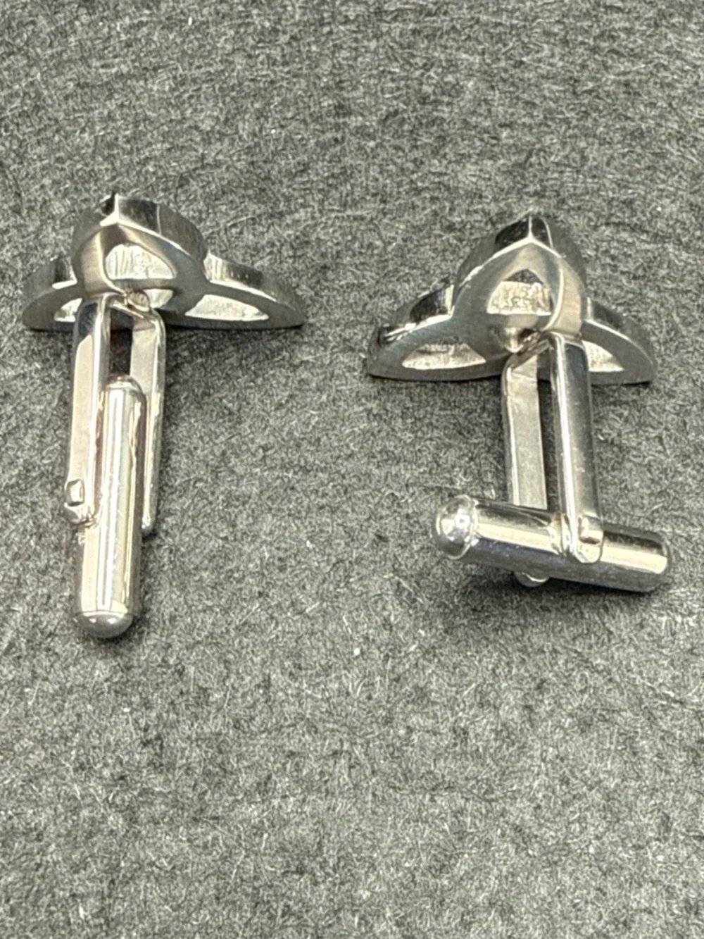 Source Unknown Silver Trinity Knot‎ Cuff Links with Clear Crystals